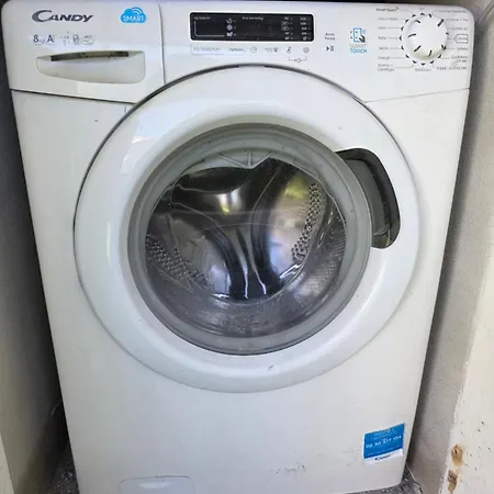 Attico Con Jacuzzi E Giardino-cagliari קליארי