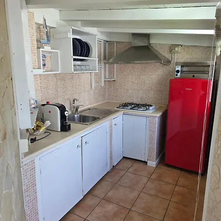 Attico Con Jacuzzi E Giardino-cagliari *