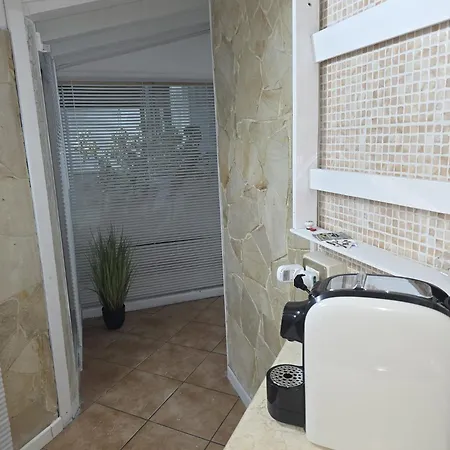Attico Con Jacuzzi E Giardino-cagliari Apartment *