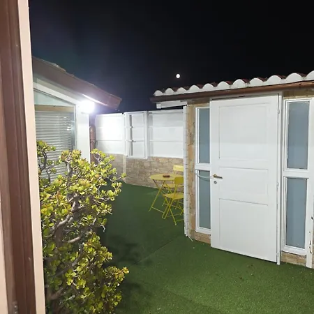 Attico Con Jacuzzi E Giardino-cagliari 卡利亚里