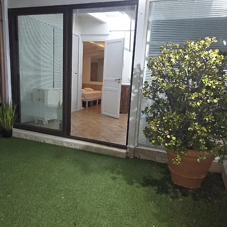 Attico Con Jacuzzi E Giardino-cagliari 卡利亚里